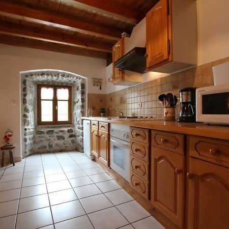 Maison En Pierres Avec Terrain Pres Du Massif Du Mezenc, Ideale Pour Un Sejour Nature En Famille - Fr-1-582-267 Saint-Front  外观 照片